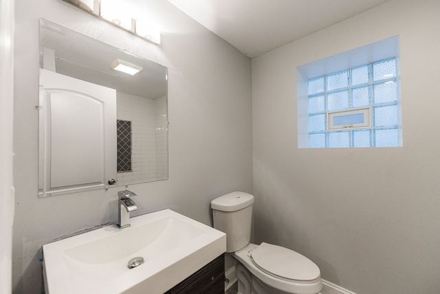 7522 S Langley Avenue, Chicago, IL 60619