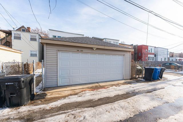 7522 S Langley Avenue, Chicago, IL 60619