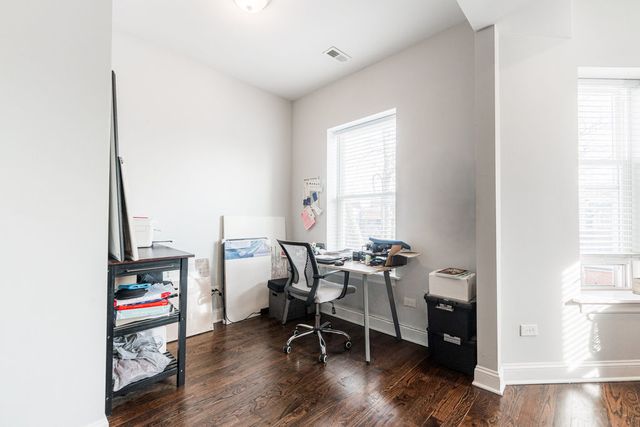 7522 S Langley Avenue, Chicago, IL 60619