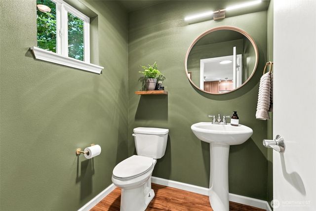 896 G Street SE, Tumwater, WA 98512