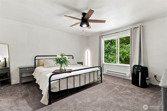 896 G Street SE, Tumwater, WA 98512