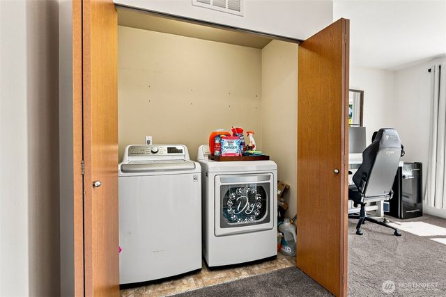 896 G Street SE, Tumwater, WA 98512