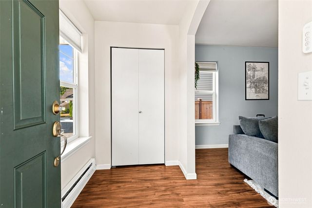 896 G Street SE, Tumwater, WA 98512