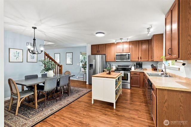 896 G Street SE, Tumwater, WA 98512
