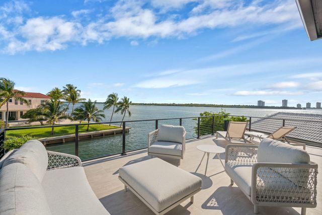 107 Bowsprit Drive, North Palm Beach, FL 33408