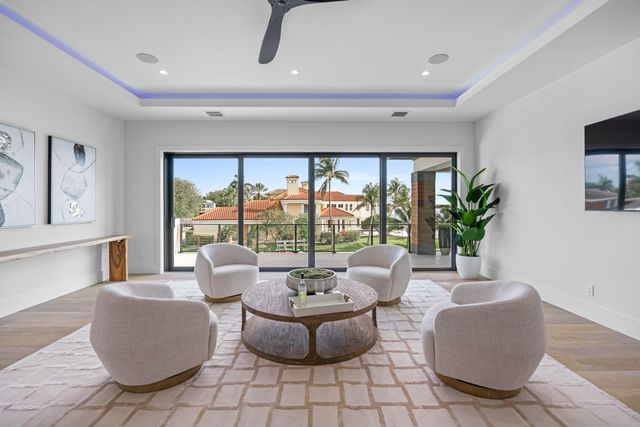 107 Bowsprit Drive, North Palm Beach, FL 33408