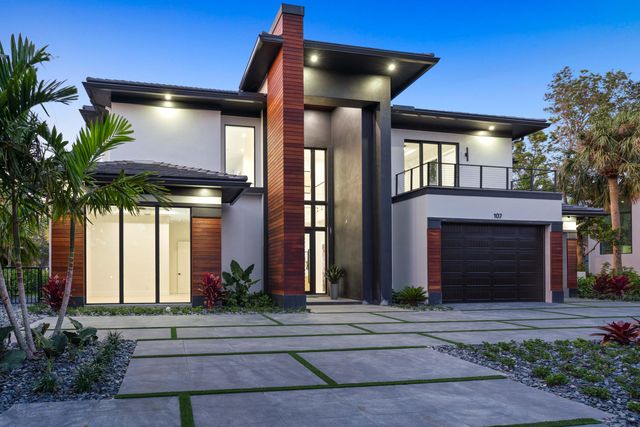 107 Bowsprit Drive, North Palm Beach, FL 33408