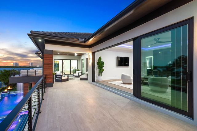 107 Bowsprit Drive, North Palm Beach, FL 33408