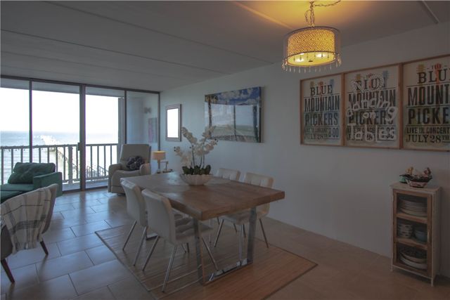 4334 Ocean Dr 203, Corpus Christi, TX 78412