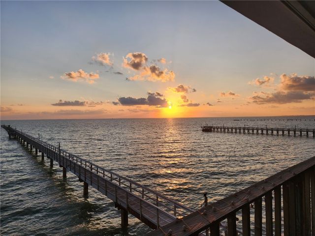 4334 Ocean Dr 203, Corpus Christi, TX 78412