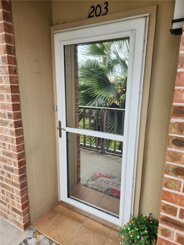 4334 Ocean Dr 203, Corpus Christi, TX 78412