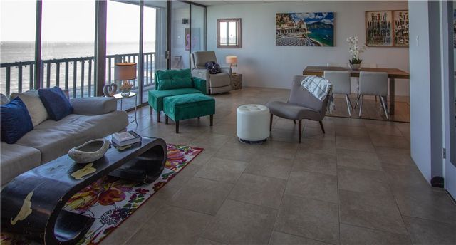 4334 Ocean Dr 203, Corpus Christi, TX 78412