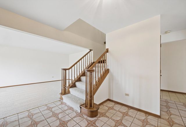 12816 S Parkside Drive, Palos Park, IL 60464