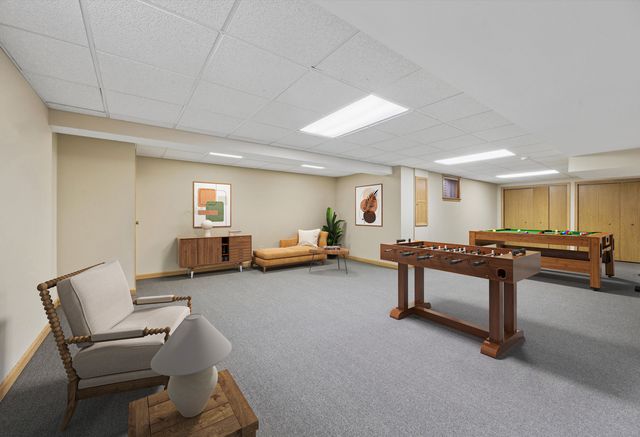 12816 S Parkside Drive, Palos Park, IL 60464