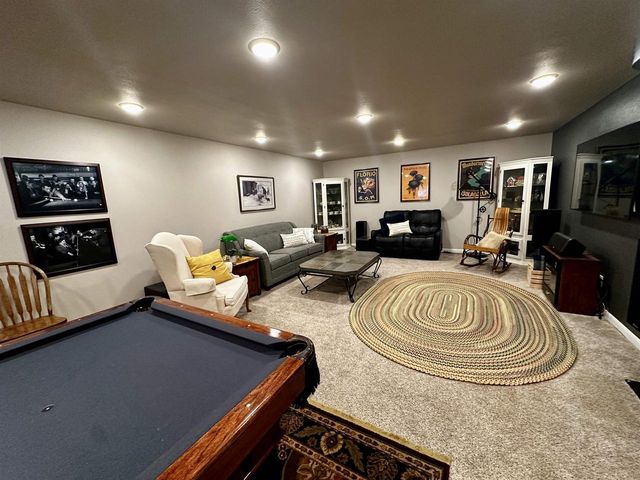 2300 MAYEK DRIVE, Waupaca, WI 54981