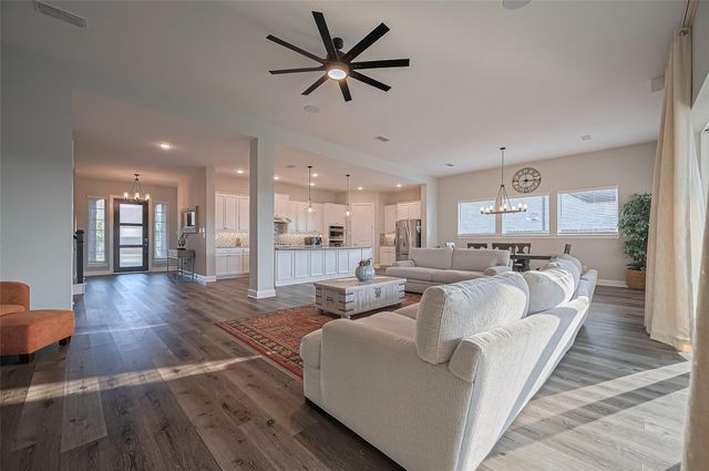 1314 Orange Pumpkin Lane, Richmond, TX 77406