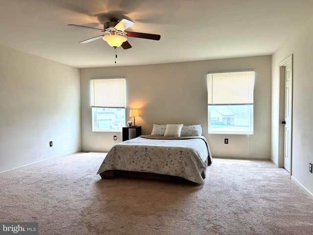 1800 CAMEO CT, Harrisburg, PA 17110