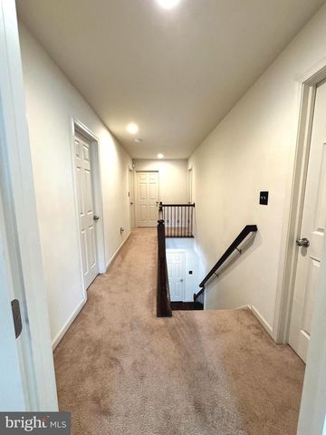 1800 CAMEO CT, Harrisburg, PA 17110