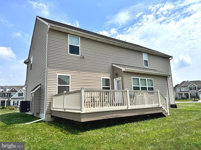 1800 CAMEO CT, Harrisburg, PA 17110