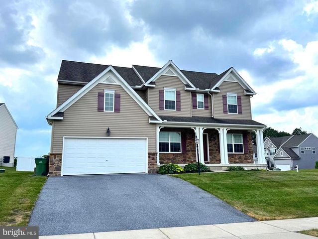 1800 CAMEO CT, Harrisburg, PA 17110