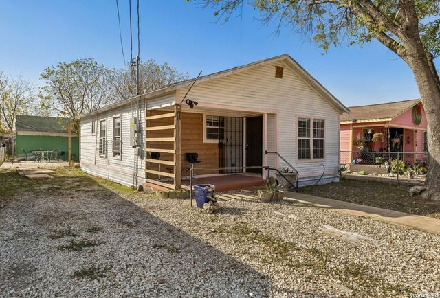 2214 Menchaca St, San Antonio, TX 78207