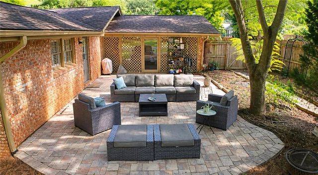 702 Highview Drive SE, Smyrna, GA 30082