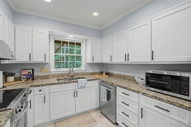 702 Highview Drive SE, Smyrna, GA 30082