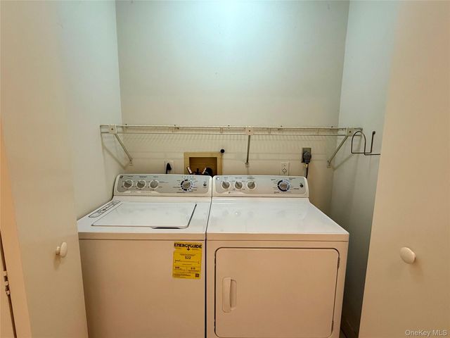 7 Cobblefield Lane, White Plains, NY 10605