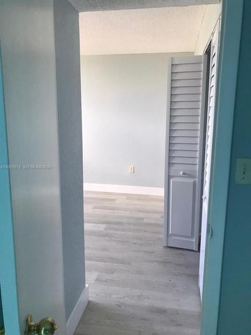 1251 NE 108th St 612, Miami, FL 33161
