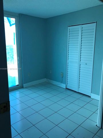 1251 NE 108th St 612, Miami, FL 33161