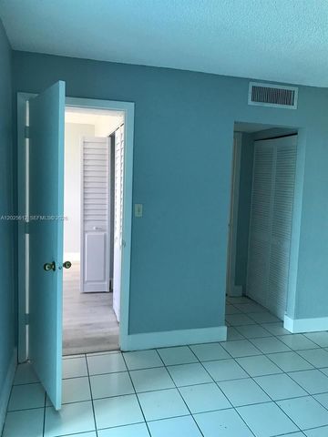 1251 NE 108th St 612, Miami, FL 33161