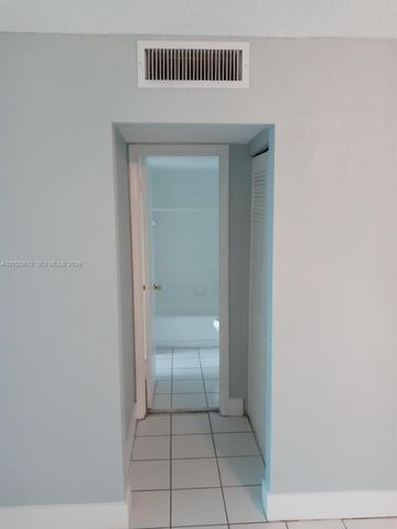 1251 NE 108th St 612, Miami, FL 33161