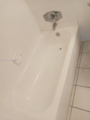 1251 NE 108th St 612, Miami, FL 33161