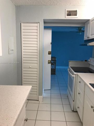 1251 NE 108th St 612, Miami, FL 33161
