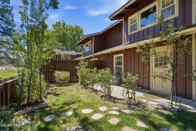 5 Meadow Lakes Drive, Tehachapi, CA 93561