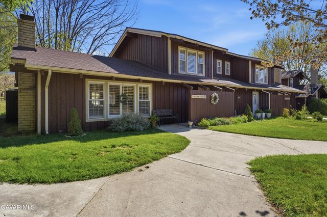 5 Meadow Lakes Drive, Tehachapi, CA 93561