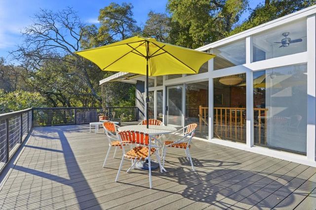 411 Glenwood Avenue, Woodside, CA 94062