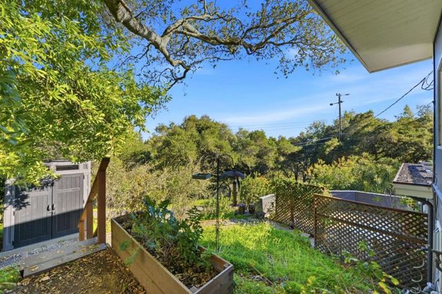 411 Glenwood Avenue, Woodside, CA 94062