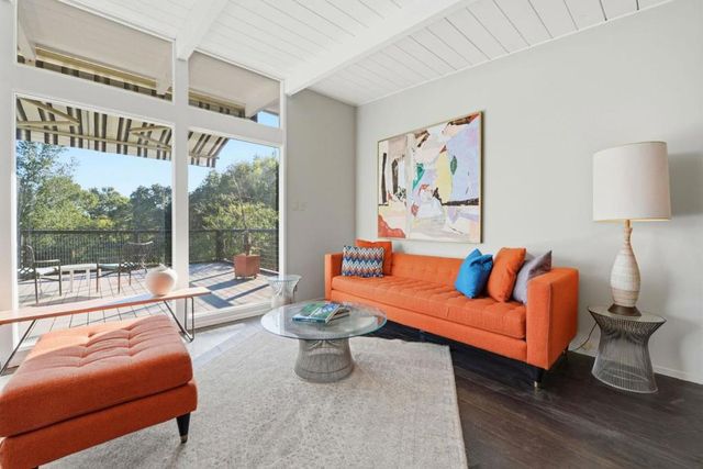 411 Glenwood Avenue, Woodside, CA 94062