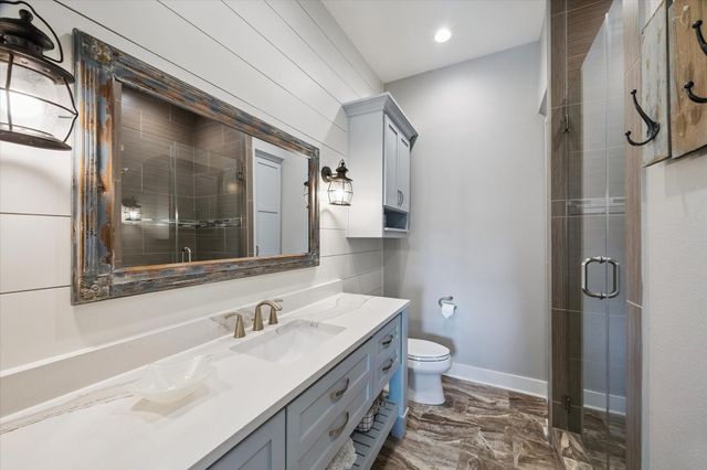 1534 Windsong Way, Tiki Island, TX 77554