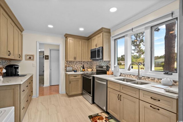 645 Hemlock Ave., Myrtle Beach, SC 29577