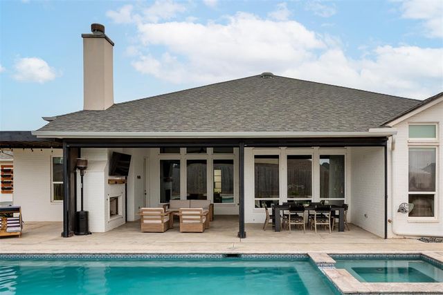 1140 Gateway Bridge Road, Edmond, OK 73034