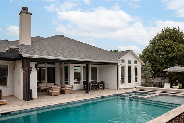 1140 Gateway Bridge Road, Edmond, OK 73034