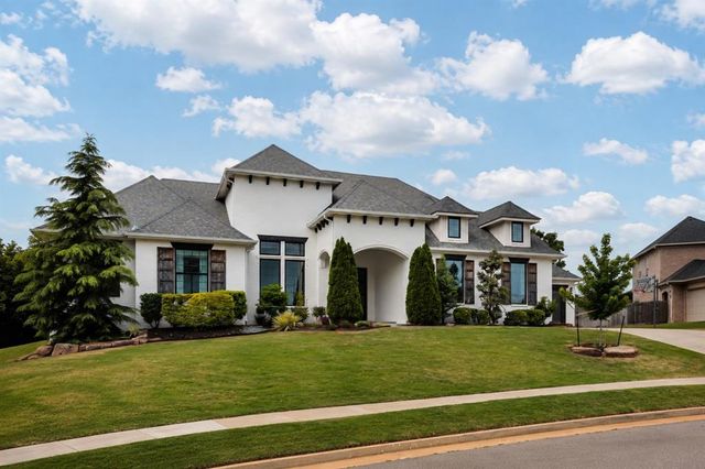 1140 Gateway Bridge Road, Edmond, OK 73034