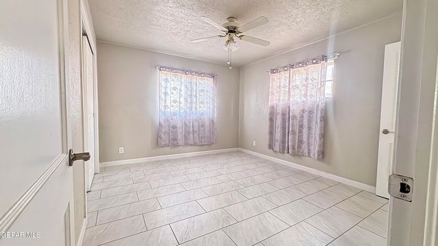 5133 Pikes Peak Drive, El Paso, TX 79904
