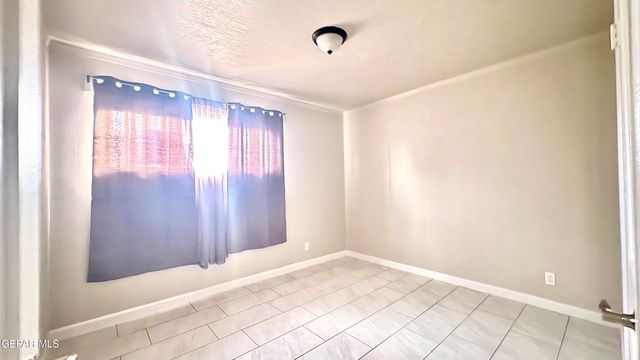 5133 Pikes Peak Drive, El Paso, TX 79904