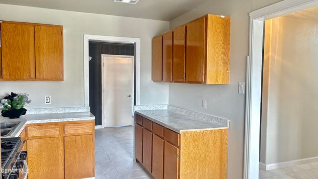 5133 Pikes Peak Drive, El Paso, TX 79904