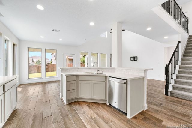 6594 Mason Valley, Schertz, TX 78108