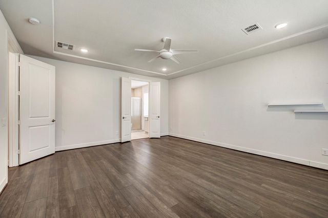 111 E Silky Sephora Court, Montgomery, TX 77316