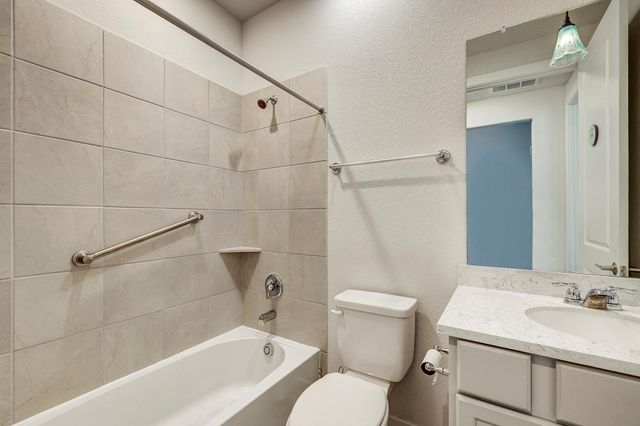 111 E Silky Sephora Court, Montgomery, TX 77316
